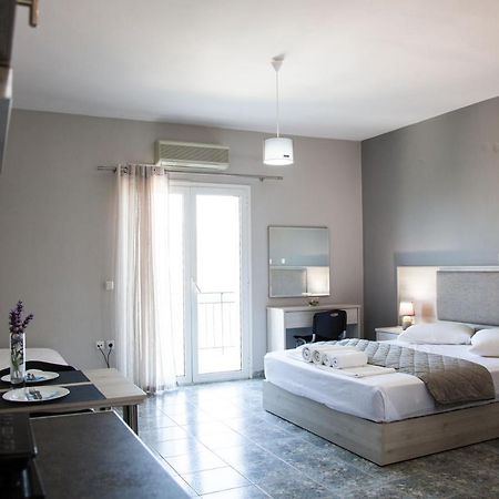 Nikoleta'S Studios Argostoli  Luaran gambar
