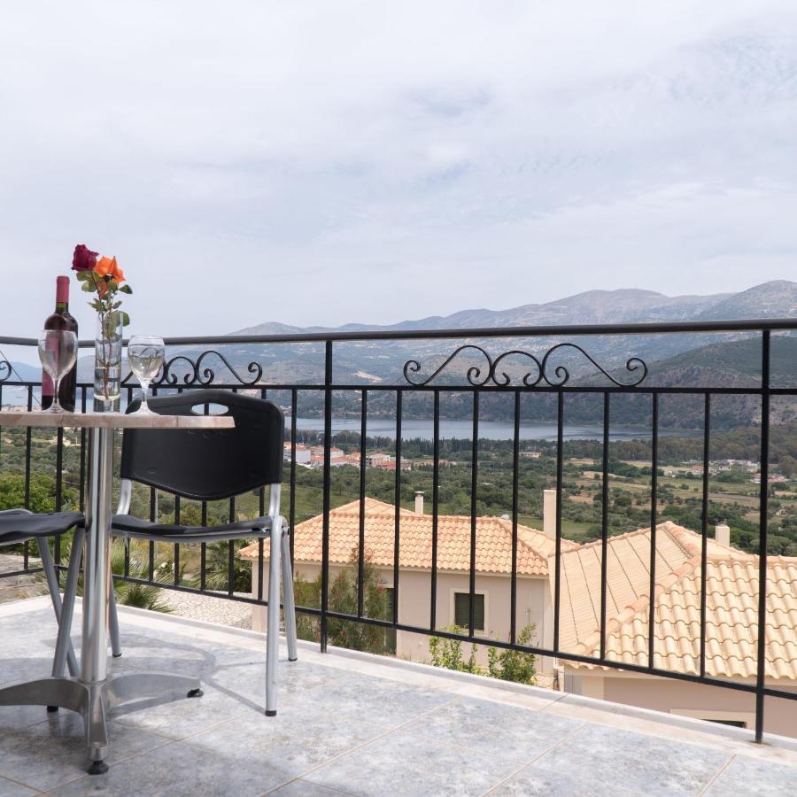 Nikoleta'S Studios Argostoli  Luaran gambar