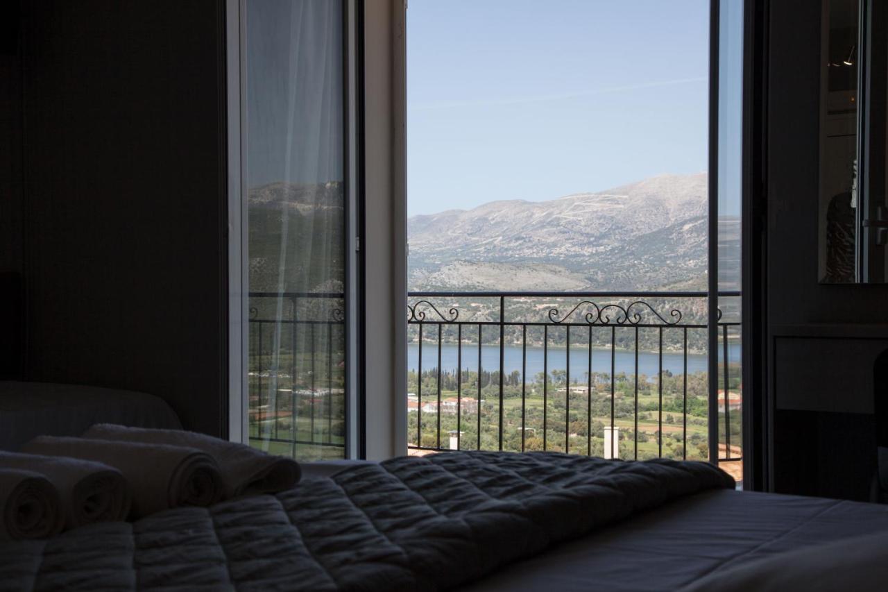 Nikoleta'S Studios Argostoli  Luaran gambar