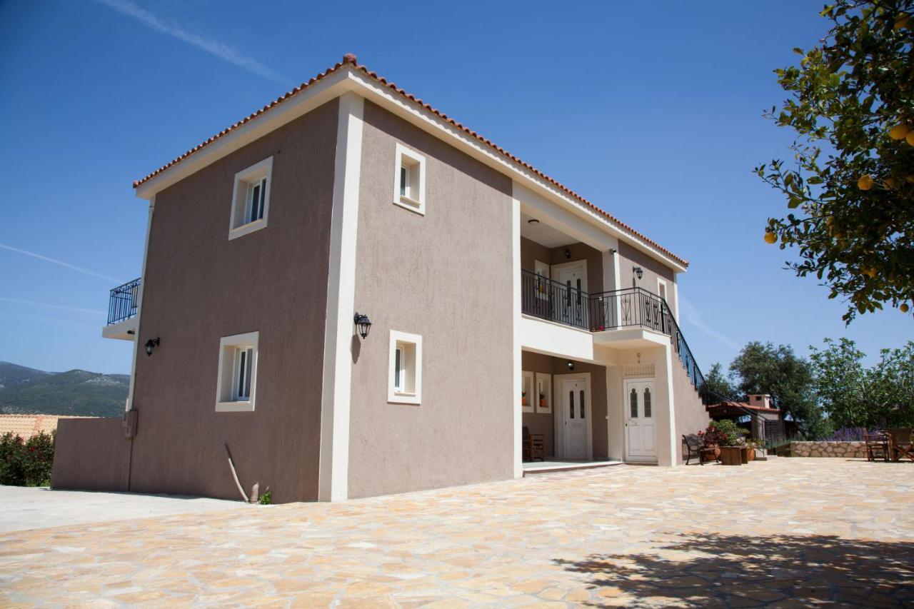 Nikoleta'S Studios Argostoli  Luaran gambar