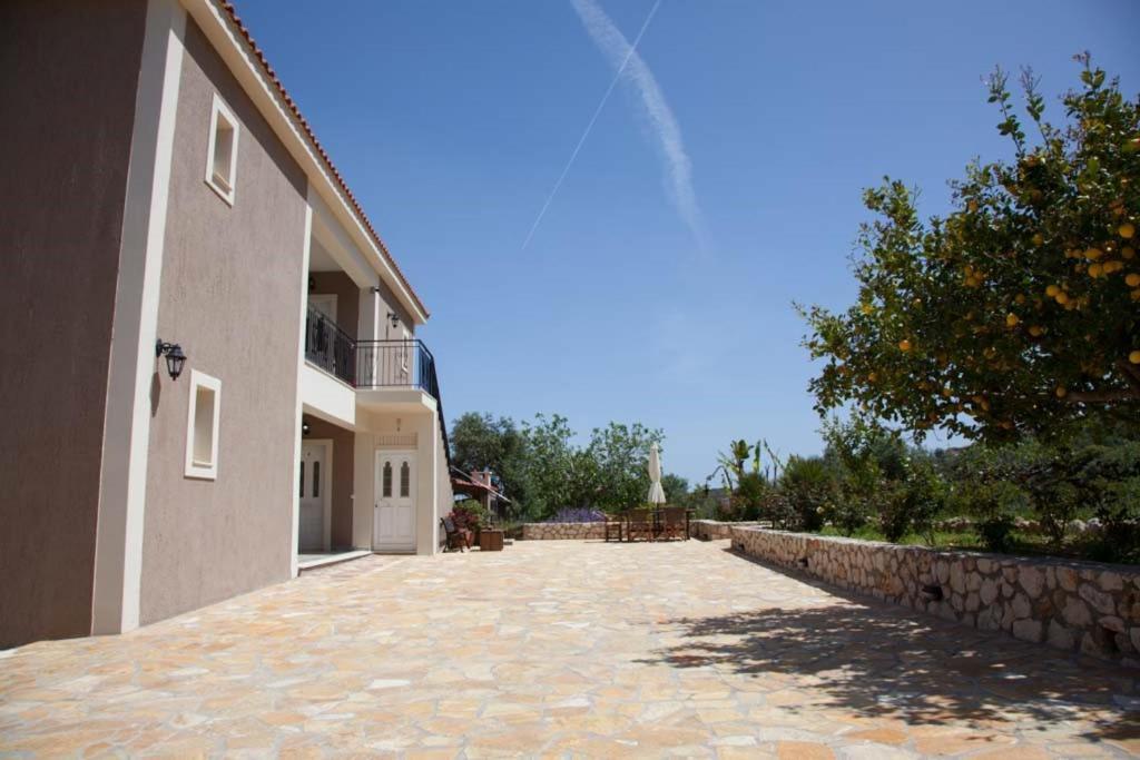 Nikoleta'S Studios Argostoli  Luaran gambar